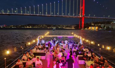 WYNDHAM GRAND İSTANBUL KALAMIŞ MARİNA HOTEL’DEN BOĞAZ TURUNDA MORAL BULUŞMASI
