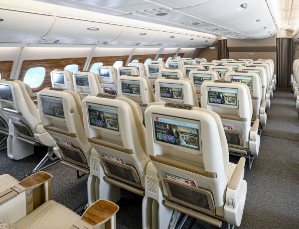 EMİRATES'TE 100 UÇAK TAMAMEN YENİLENDİ