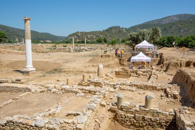SAYA HOLDİNG, KLAROS KAZILARINA DESTEĞİNİ SÜRDÜRÜYOR