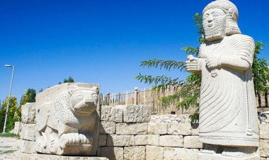 ARSLANTEPE AÇIK HAVA MÜZESİ ZİYARETÇİLERİN ODAK NOKTASI OLDU