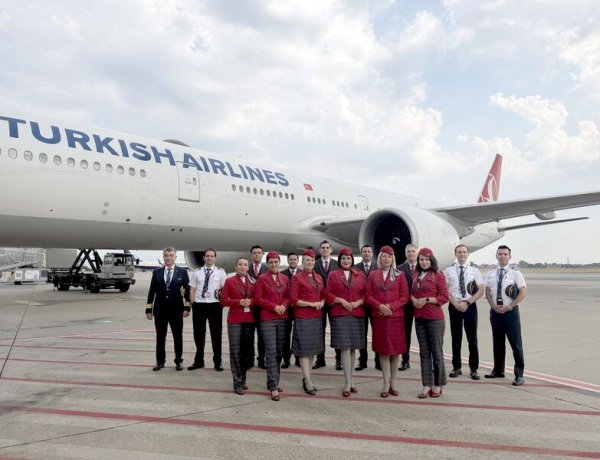 TÜRK HAVA YOLLARI'NDAN TARİHİ REKOR: PERTH'TEN TORİNO'YA KESİNTİSİZ UÇUŞ