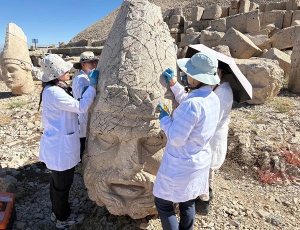 NEMRUT’UN DEV HEYKELLERİNE 5 YILLIK KORUMA KALKANI