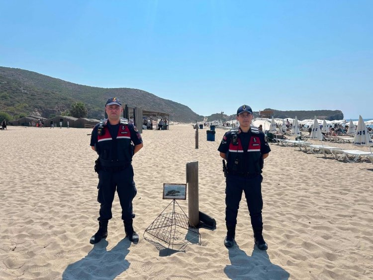 PATARA PLAJA JANDARMA ELİ: CARETTA CARETTALAR İÇİN DENETİM VE BİLGİLENDİRME SEFERBERLİĞİ
