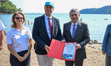 ANTALYA’DA DENİZ BARİYERLERİ VE ÇÖP KAPARLAR HAYATA GEÇİRİLİYOR