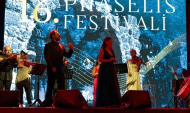 PHASELİS FESTİVALİ TARİH, DOĞA VE SANATI 2700 YILLIK ANTİK KENTTE BULUŞTURDU