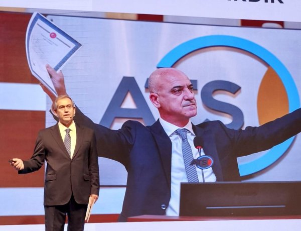 YUSUF HACISÜLEYMAN: 'TARAFSIZ DEĞİL, ADALETLİ BAŞKANLIK YAPIYORUM'