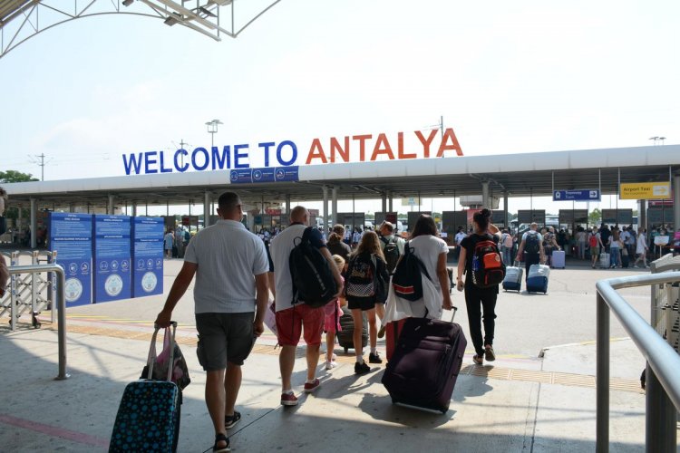 FRAPORT TAV ANTALYA HAVALİMANI, TÜRKİYE'NİN EN İYİ İŞVERENLERİ ARASINDA YERİNİ ALDI