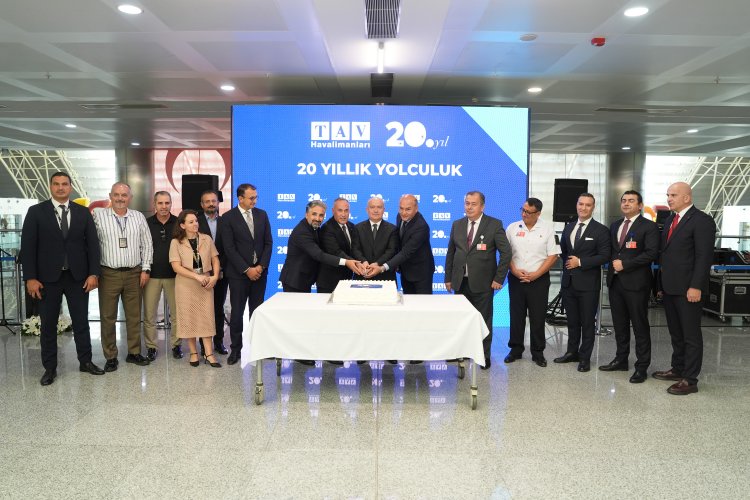 TAV HAVALİMANLARI İZMİR'DE 20.YILINI KUTLUYOR
