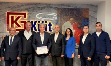 CRYSTAL HOTELS’TE ZİRVEDEKİ DEPARTMANLARA BAŞARI BELGESİ