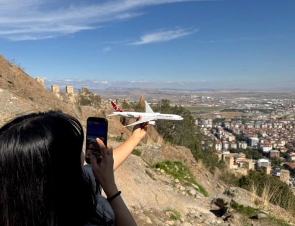 AFYONKARAHİSAR’IN DEĞERLERİ TÜRK HAVA YOLLARI İLE DÜNYAYA AÇILIYOR