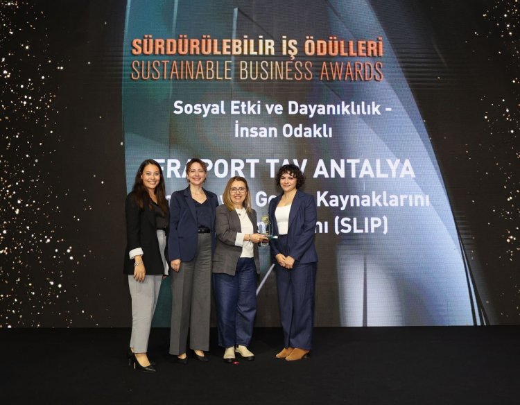 FRAPORT TAV ANTALYA HAVALİMANI’NIN İNSAN ODAKLI SOSYAL SÜRDÜRÜLEBİLİRLİK ÇALIŞMALARINA ÖDÜL